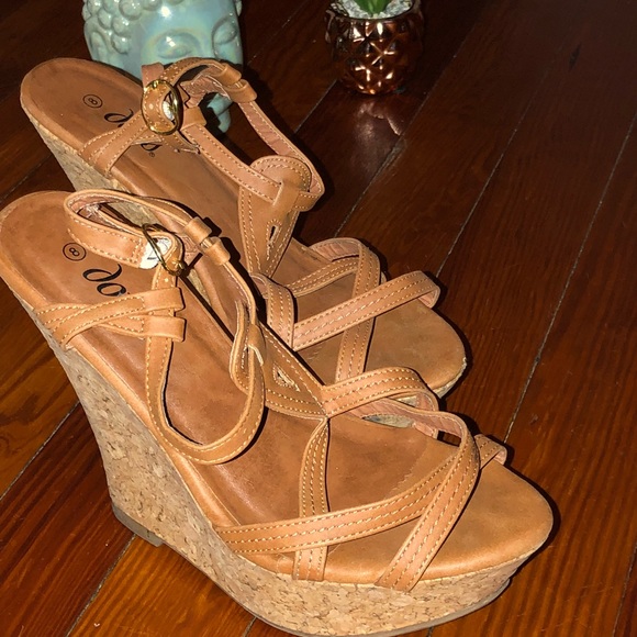 wedges - Picture 2 of 3